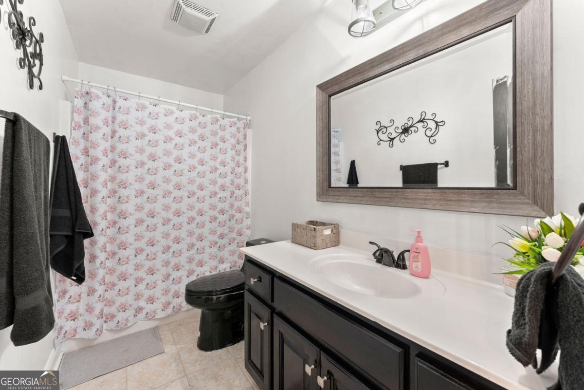 413 Rolling Meadows Drive Cleveland GA 30528