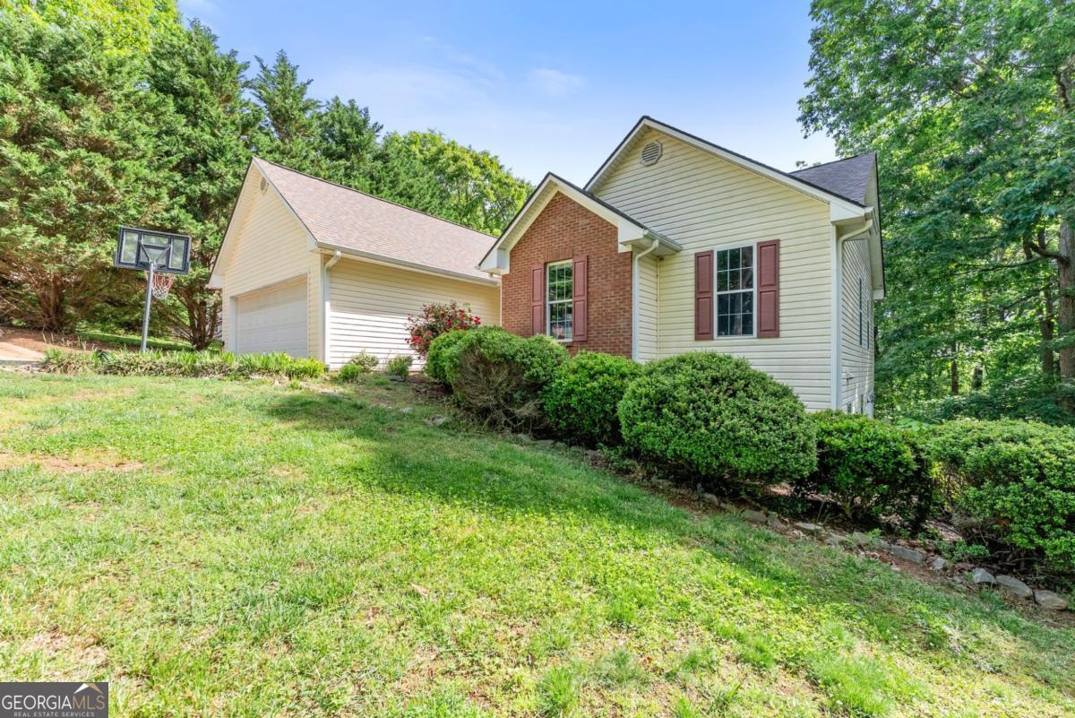 413 Rolling Meadows Drive Cleveland GA 30528
