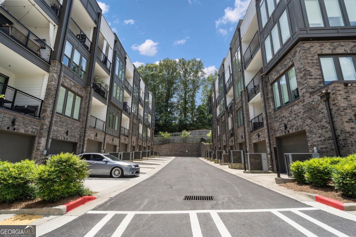 371 Pratt Drive SE Atlanta GA 30315