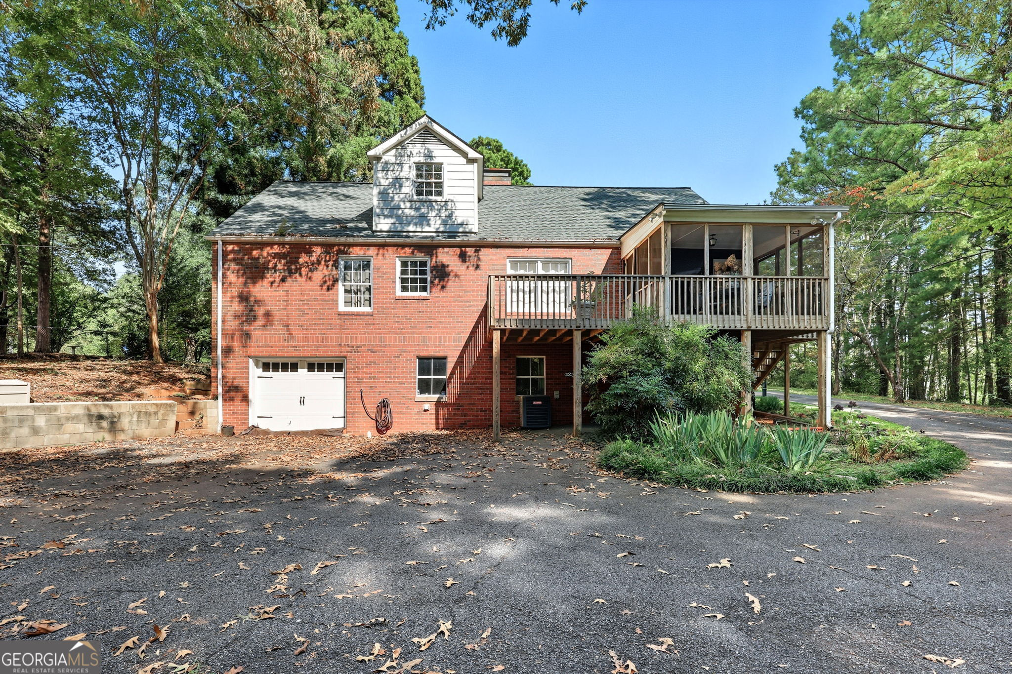 329 Morrison Moore Parkway E Dahlonega GA 30533