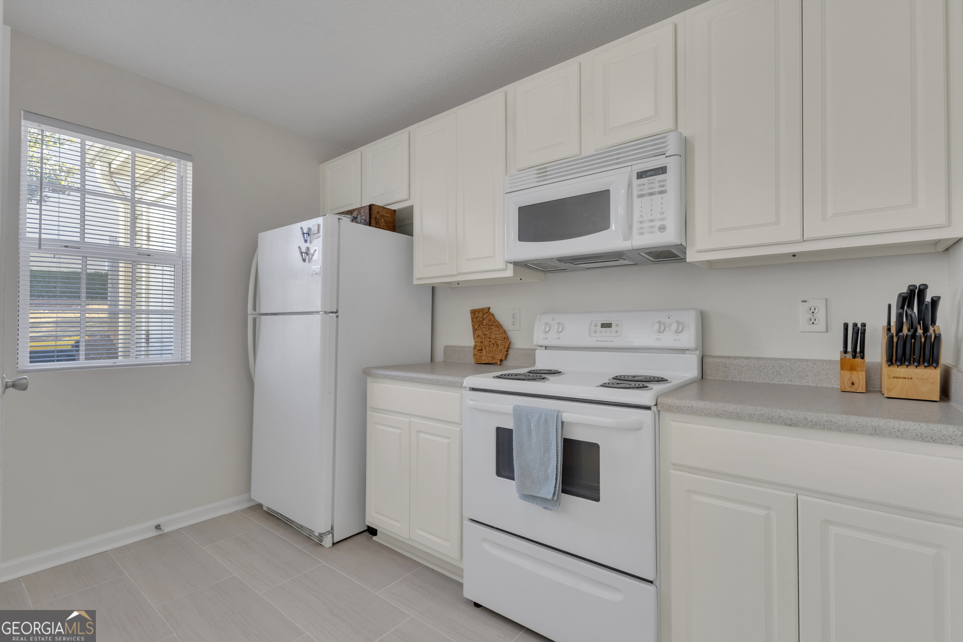 127 Chastain Circle Newnan GA 30263