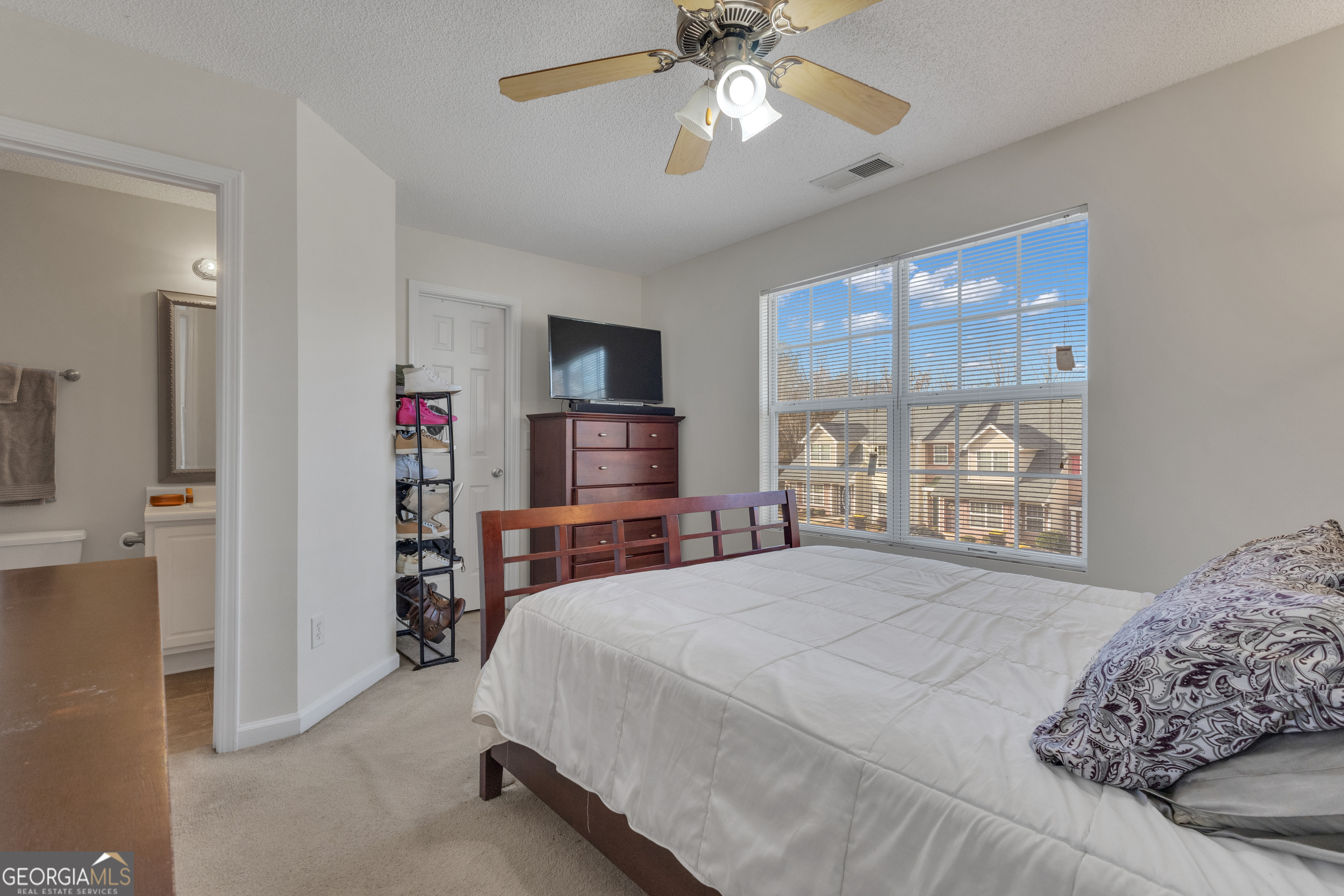 127 Chastain Circle Newnan GA 30263