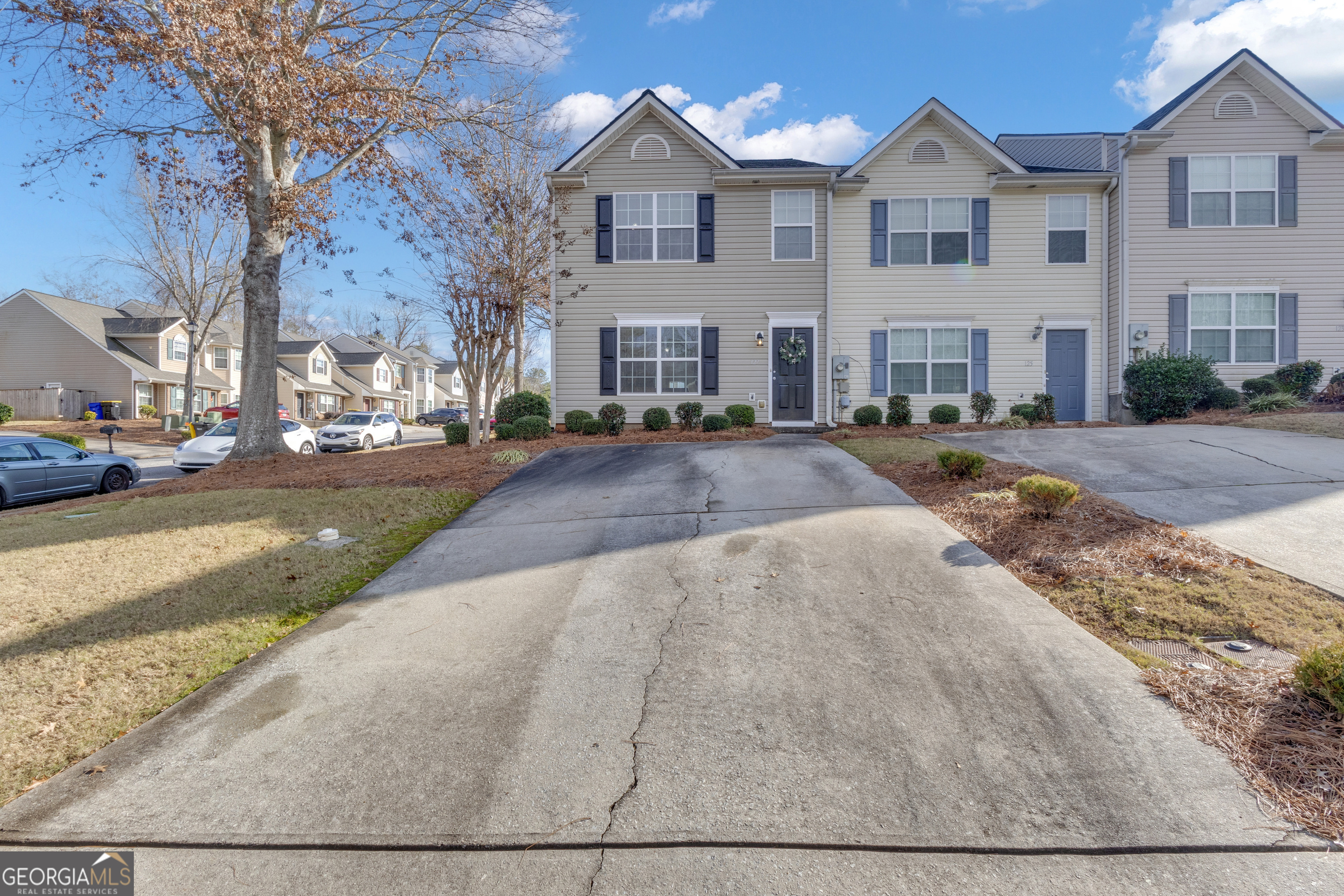 127 Chastain Circle Newnan GA 30263