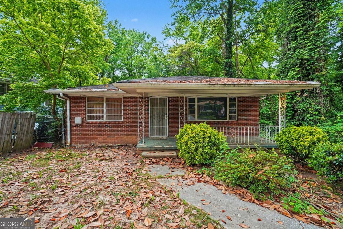 266 Holly Road NW Atlanta GA 30314