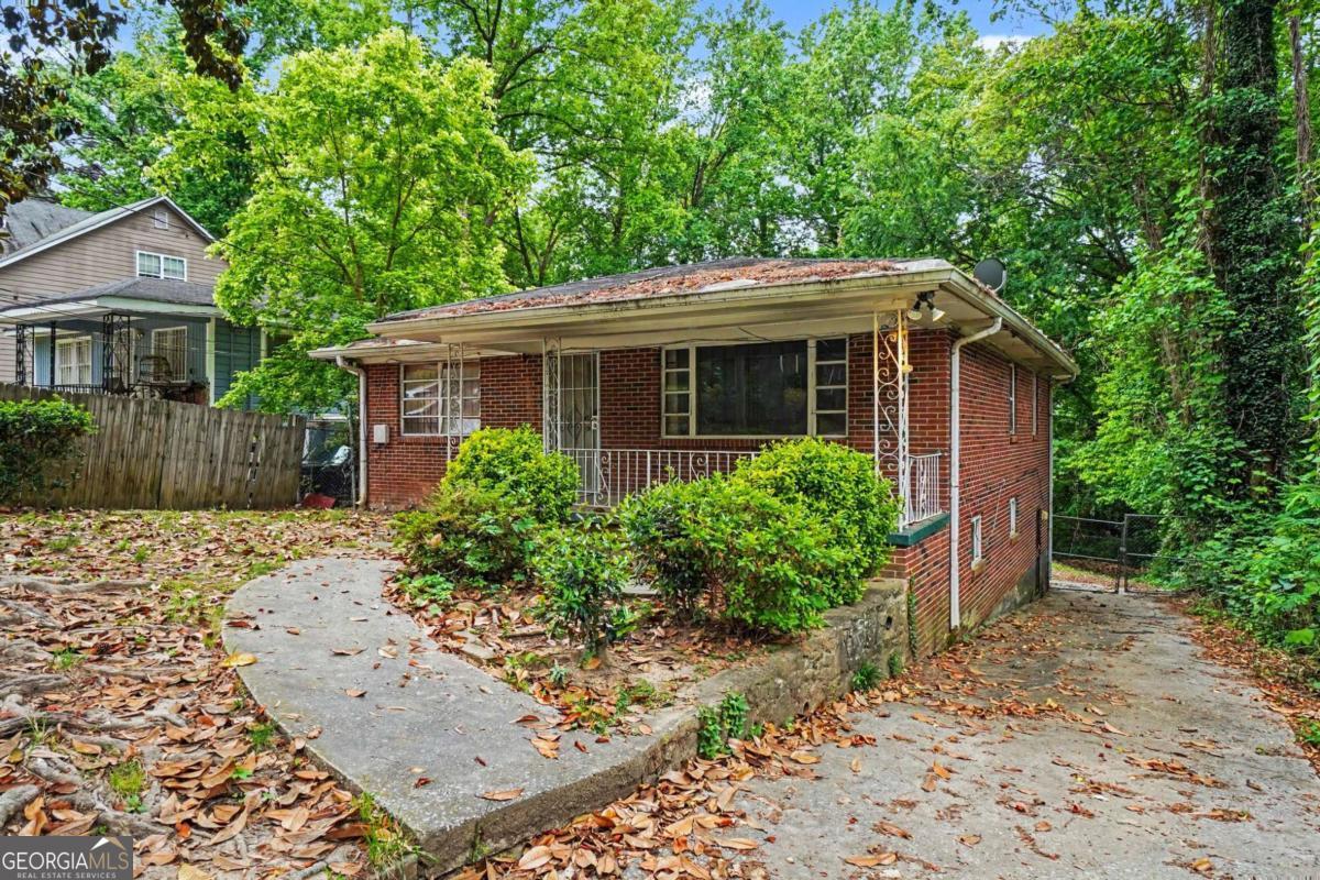 266 Holly Road NW Atlanta GA 30314