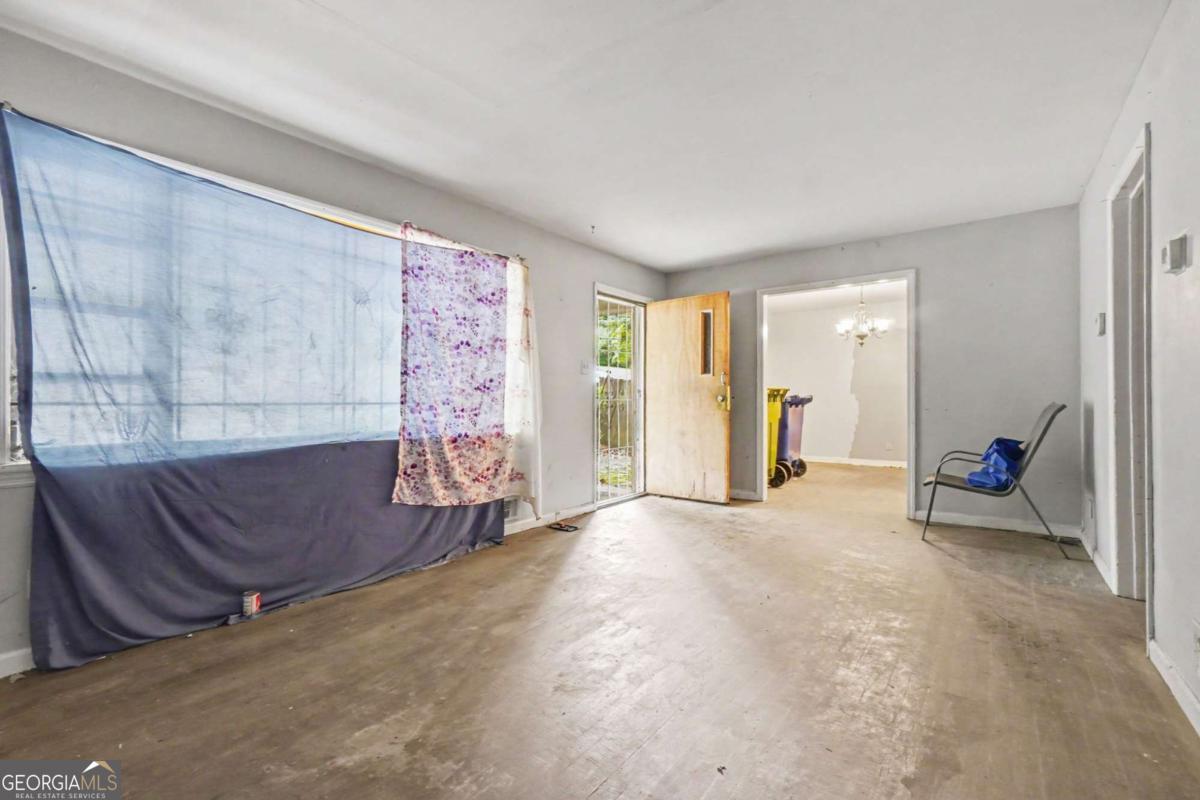 266 Holly Road NW Atlanta GA 30314