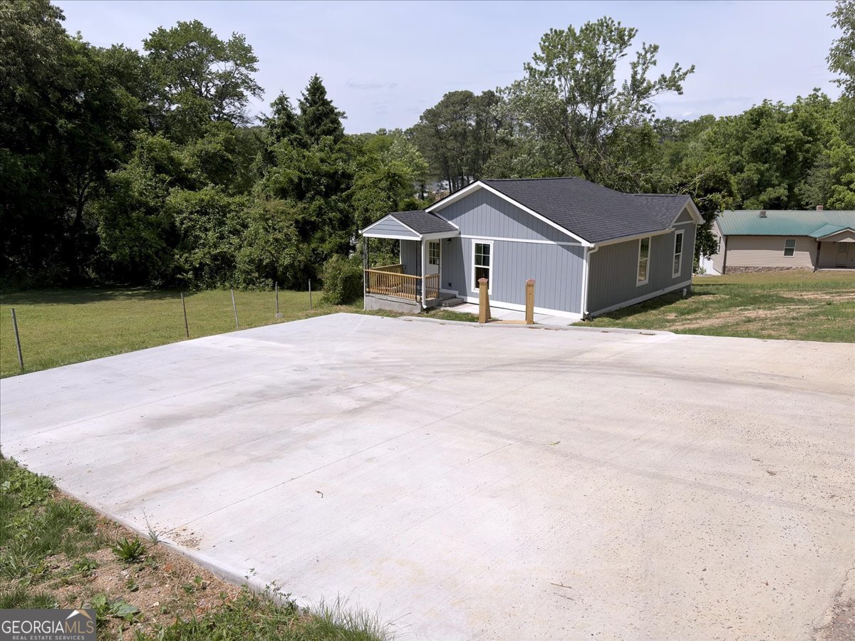 603 Orchard Terrace Rossville GA 30741