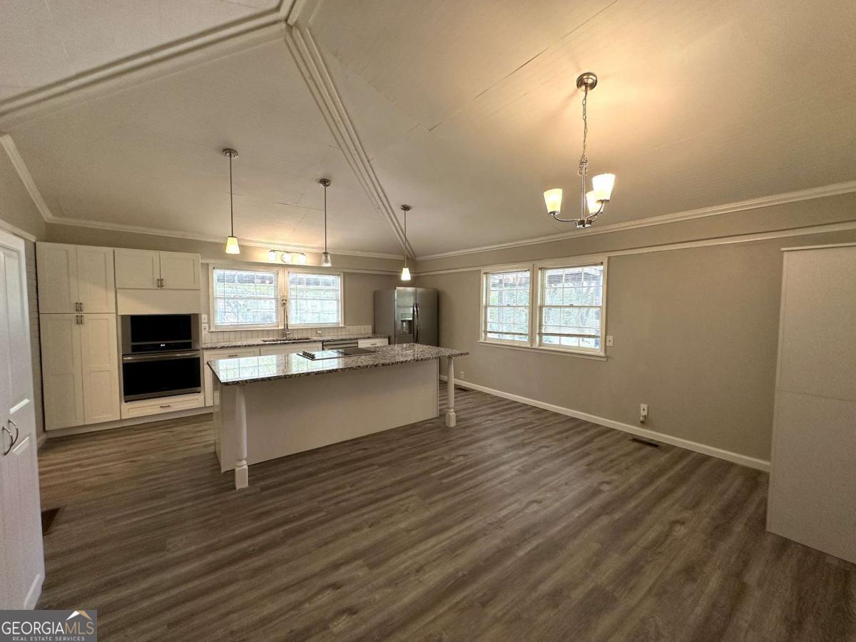 12 Walker Road NW Cartersville GA 30121
