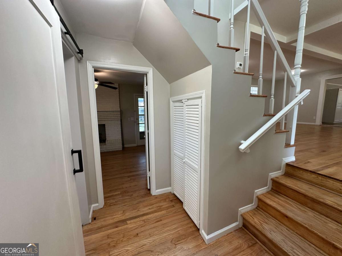 12 Walker Road NW Cartersville GA 30121