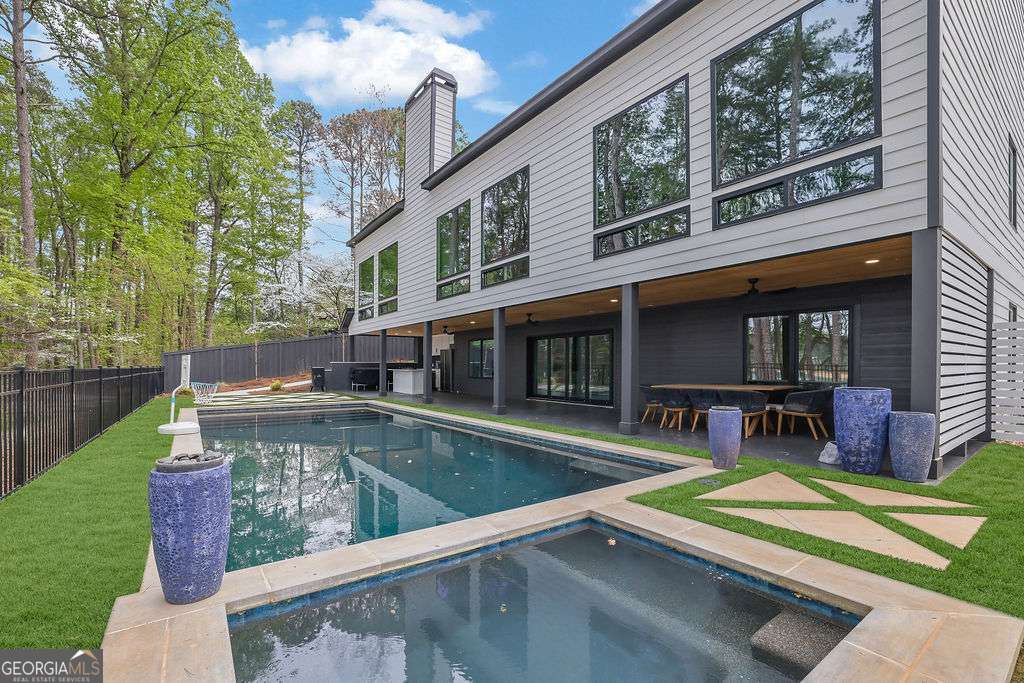6093 Shadburn Ferry Road Buford GA 30518