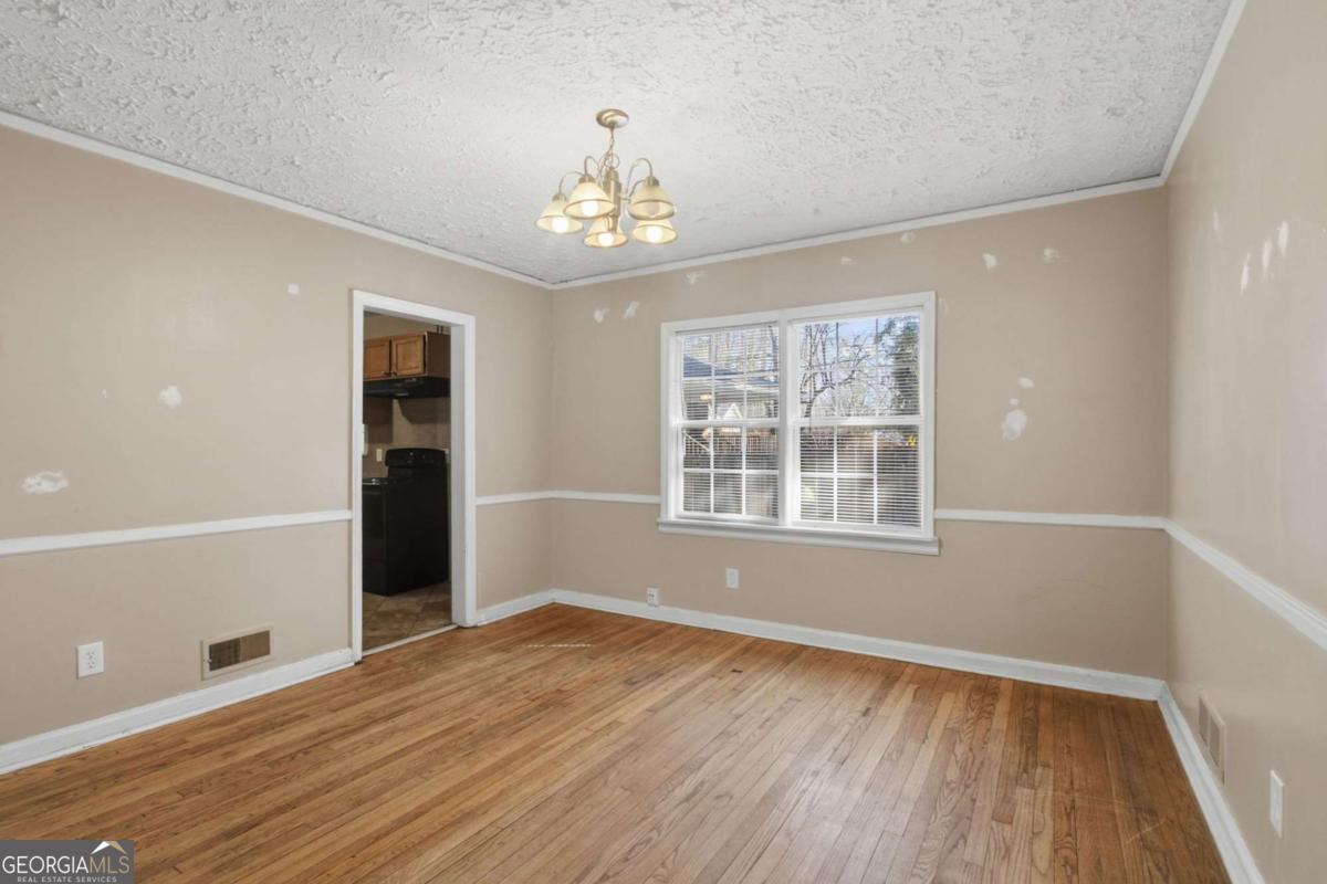 1979 Cascade Road SW Atlanta GA 30311