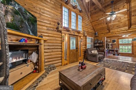 102 Frosty Mountain Road Mineral Bluff GA 30559