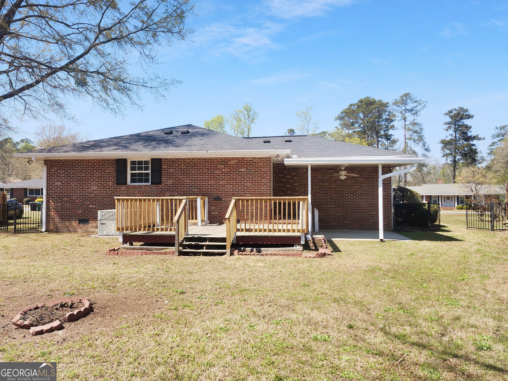 542 Lee Street Thomson GA 30824