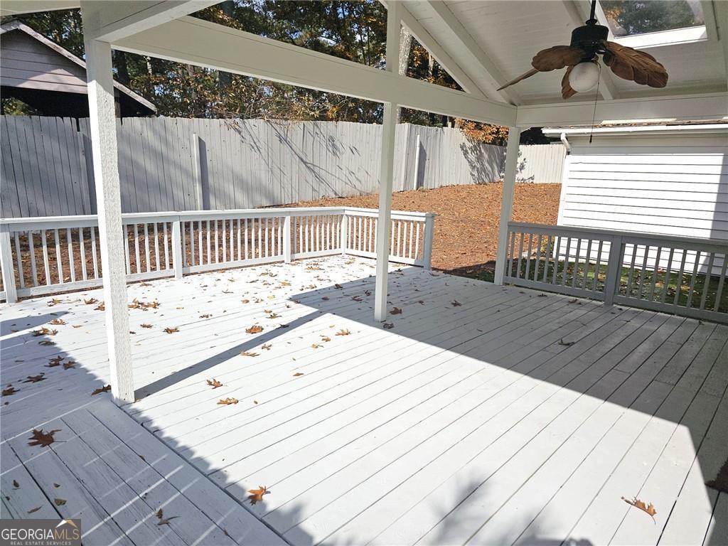 10085 Old Woodland Entry Johns Creek GA 30022