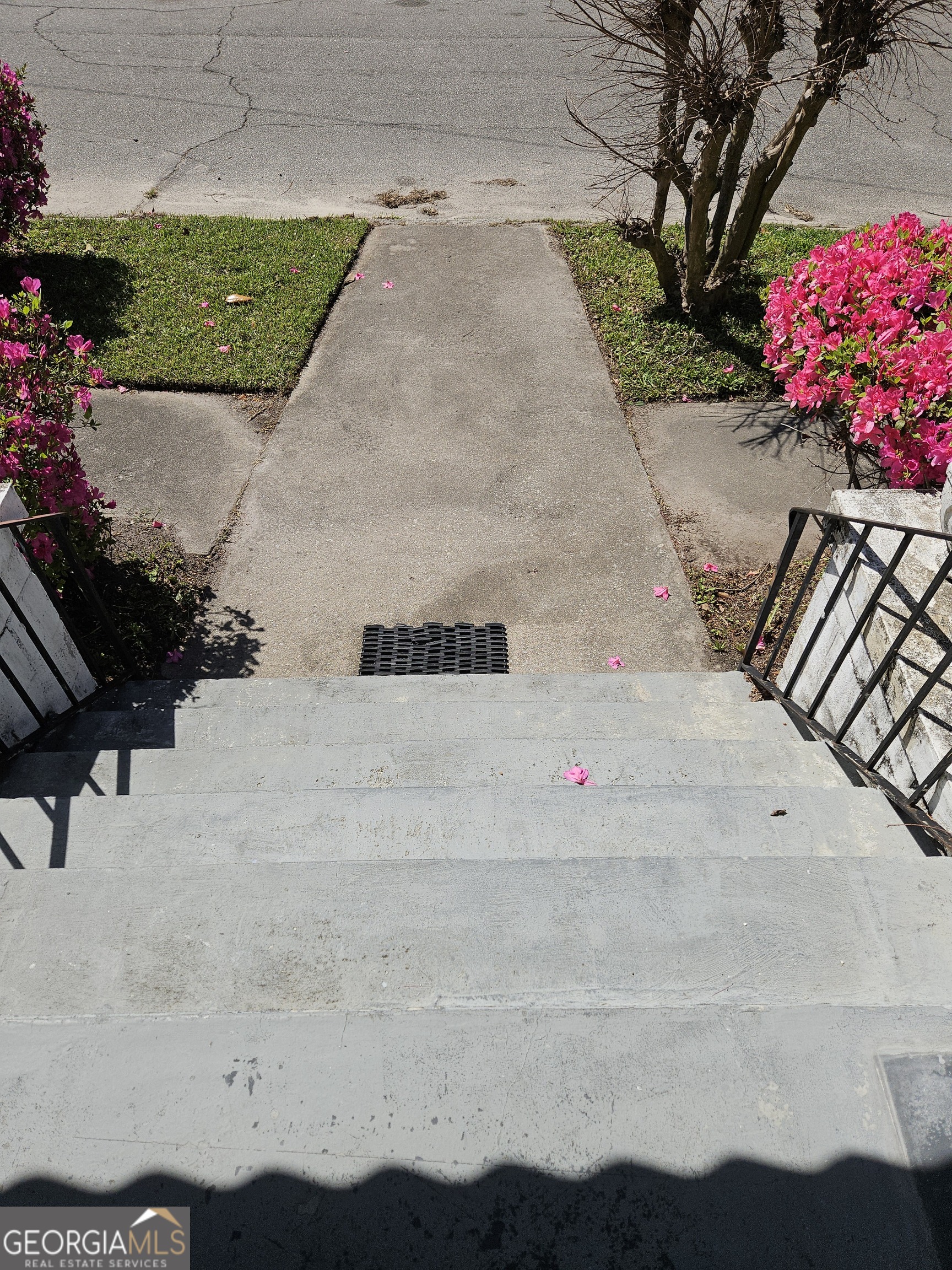 906 E 38th Street Savannah GA 31401