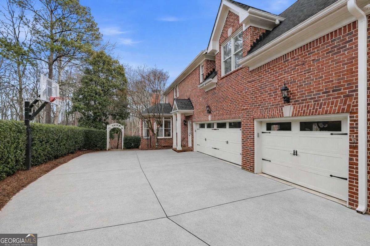 9885 Nature Mill Road Johns Creek GA 30022
