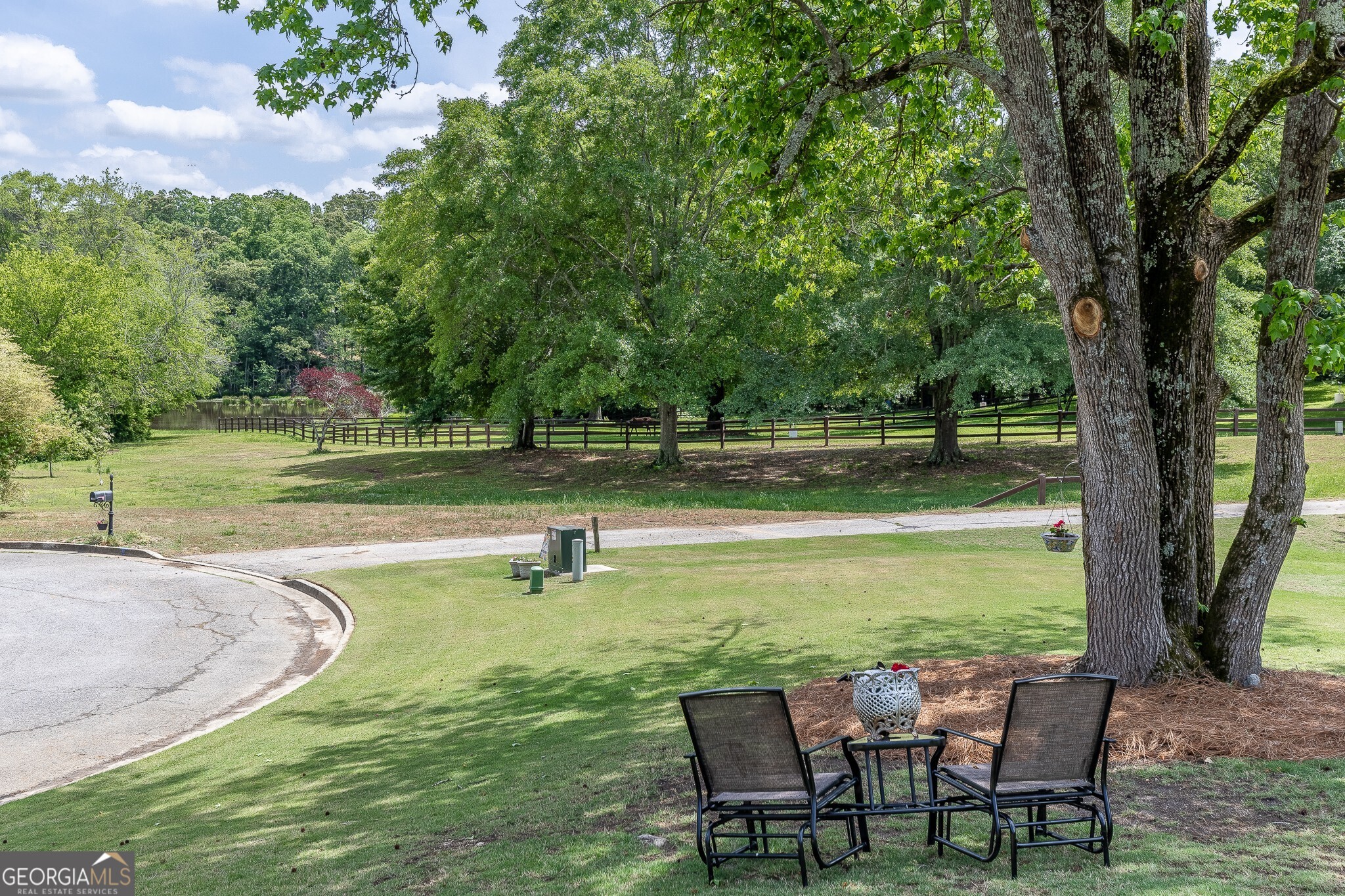 933 Cruce Lake Drive Hoschton GA 30548