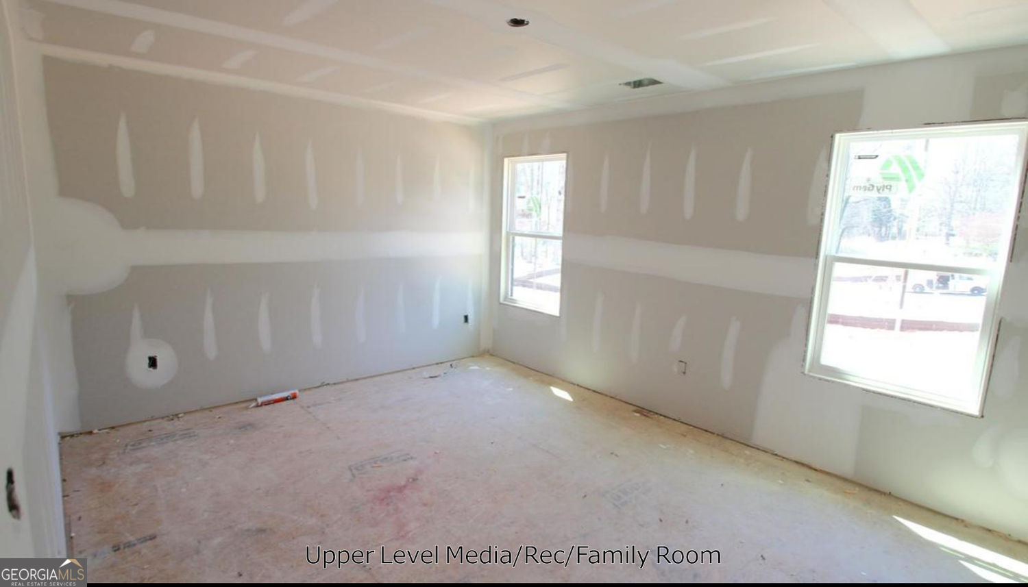 5572 Lilburn Stone Mountain Road Stone Mountain GA 30087