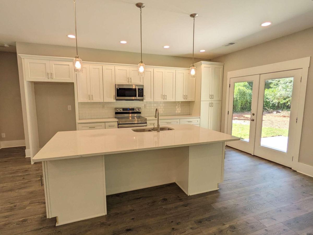 915 W Poplar Street Griffin GA 30224