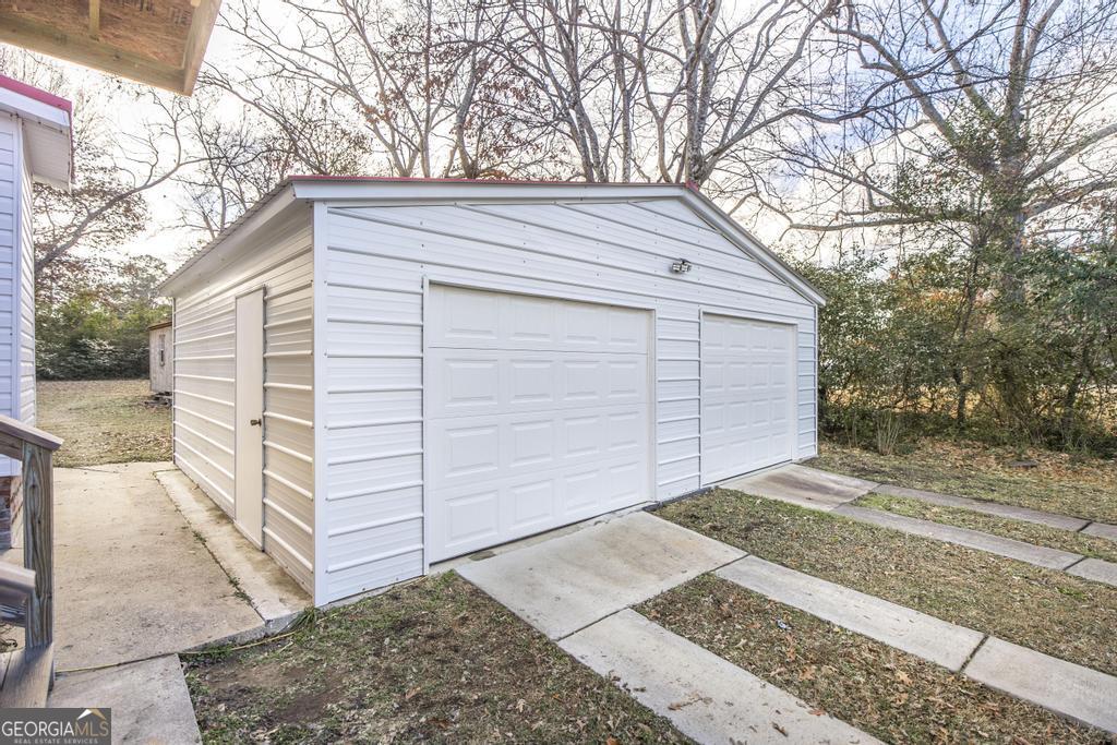 169 W Dykes Street Cochran GA 31014
