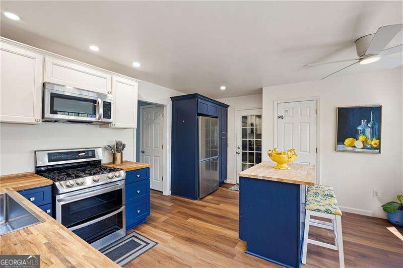 926 W Mill Trace NW Kennesaw GA 30152