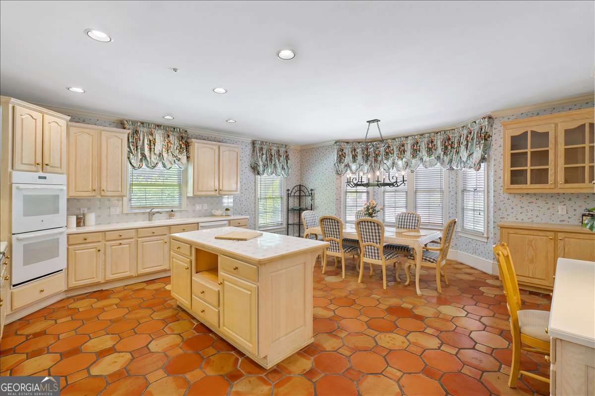 7805 N Spalding Lake Drive Sandy Springs GA 30350