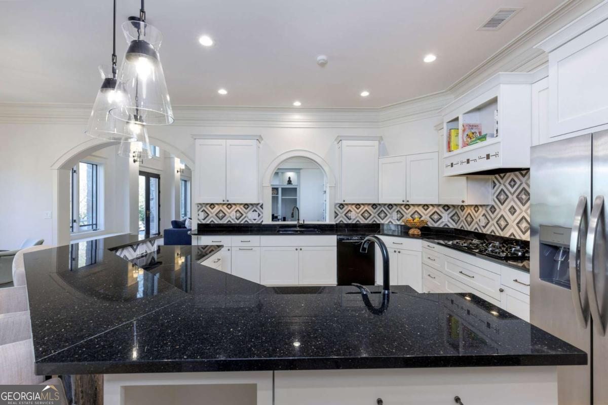 1395 Hearst Drive NE Brookhaven GA 30319
