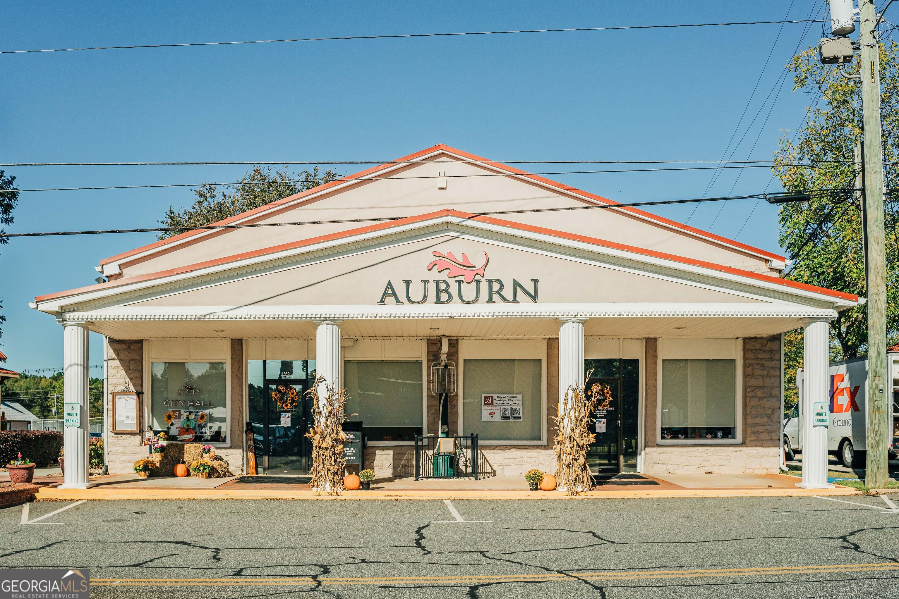 64 Avian Way Auburn GA 30011