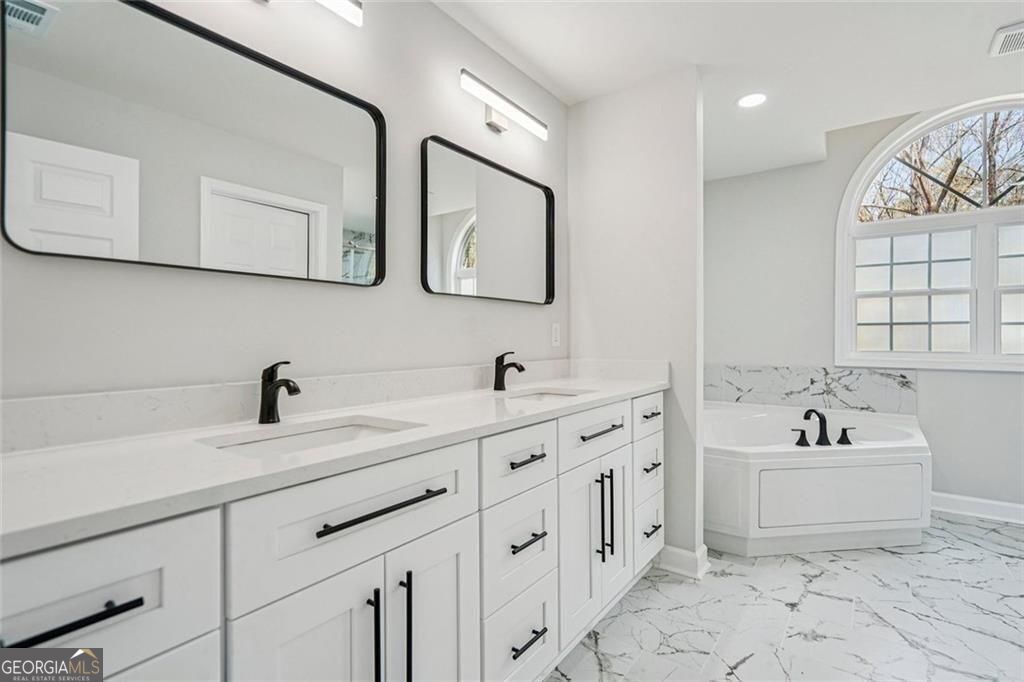 2122 Graystone Parkway Grayson GA 30017