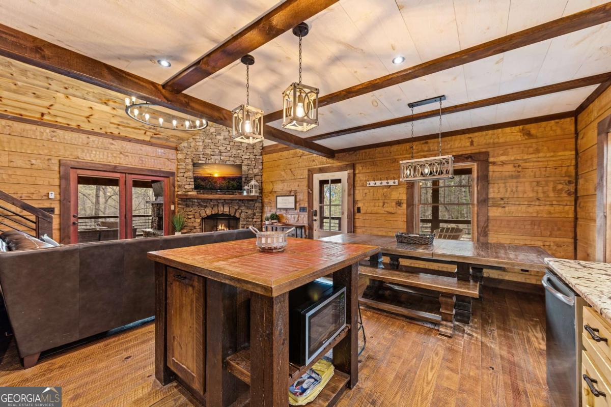 127 Twin Creeks Road Blue Ridge GA 30513