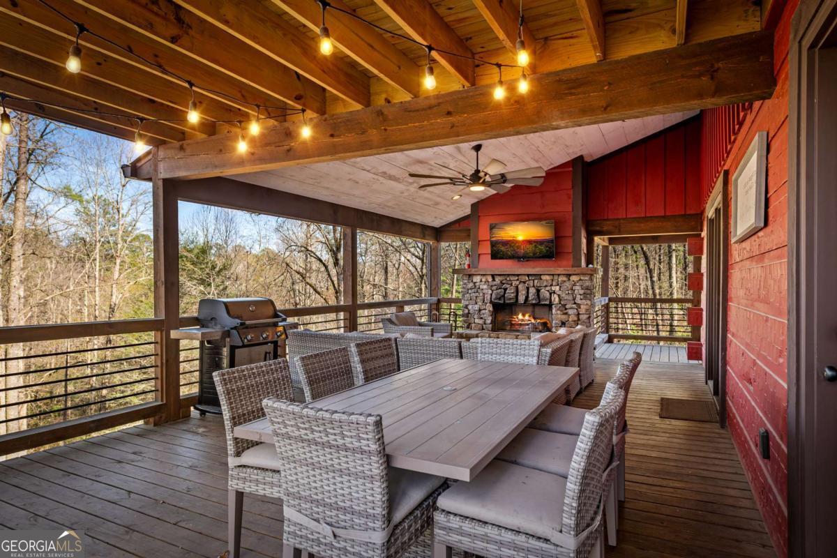 127 Twin Creeks Road Blue Ridge GA 30513