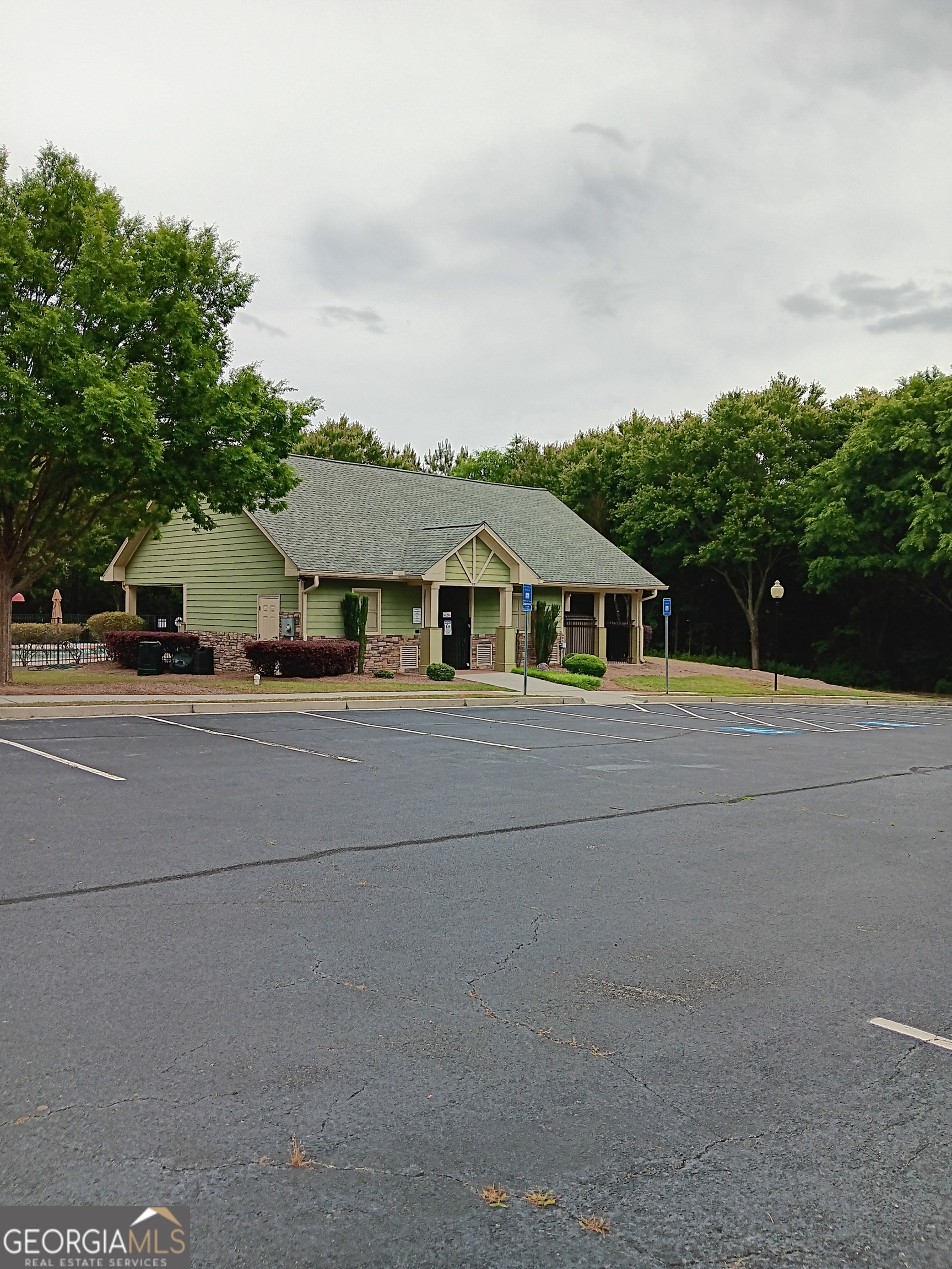 413 Easley Drive Lawrenceville GA 30045