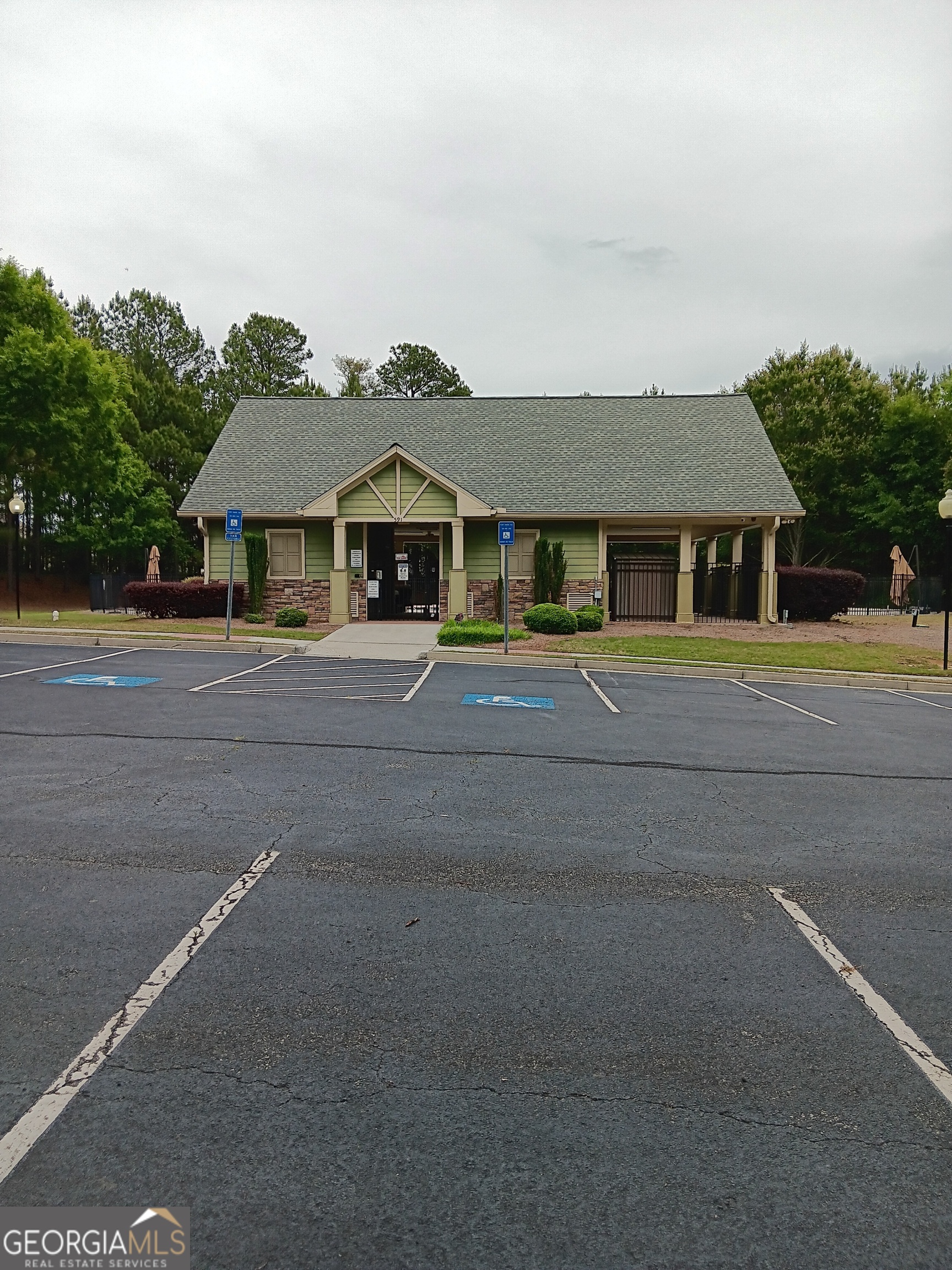 413 Easley Drive Lawrenceville GA 30045
