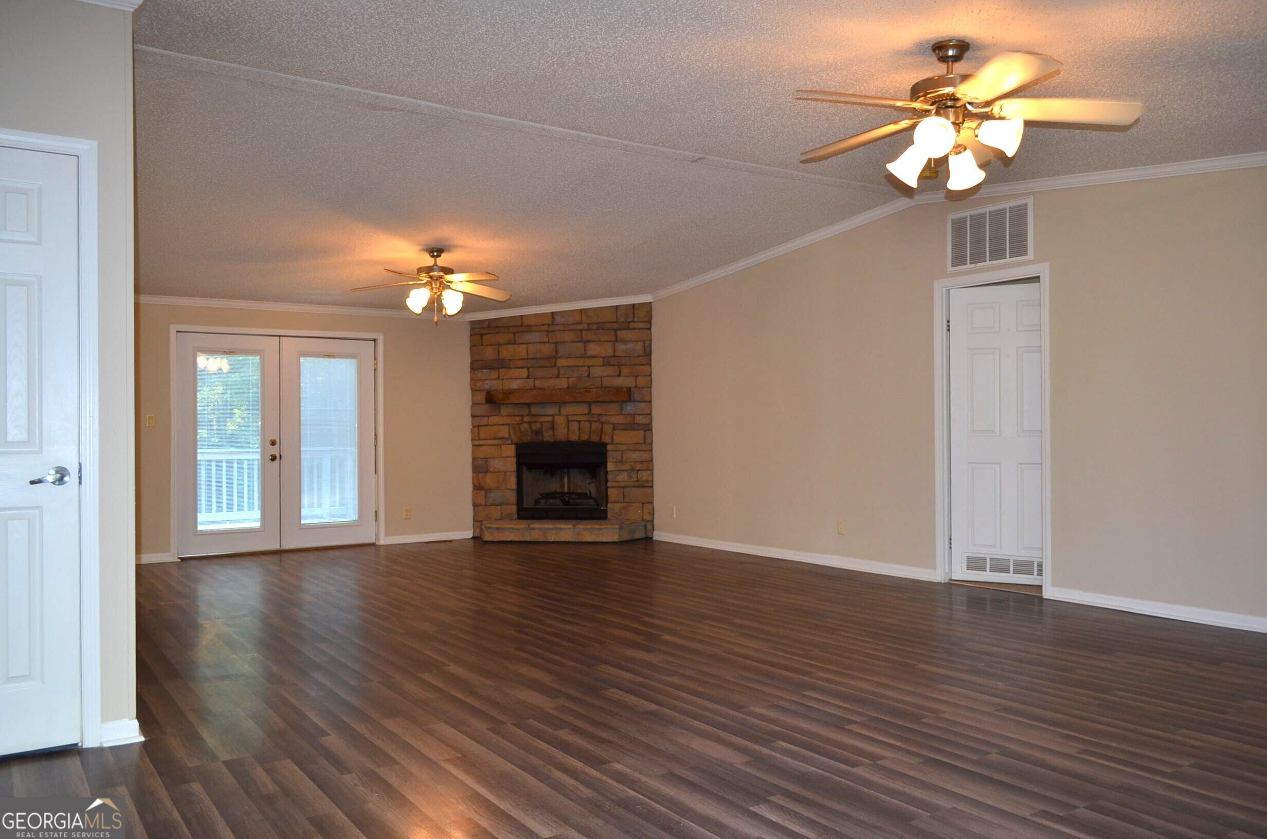 2354 Old Knoxville Road Knoxville GA 31050