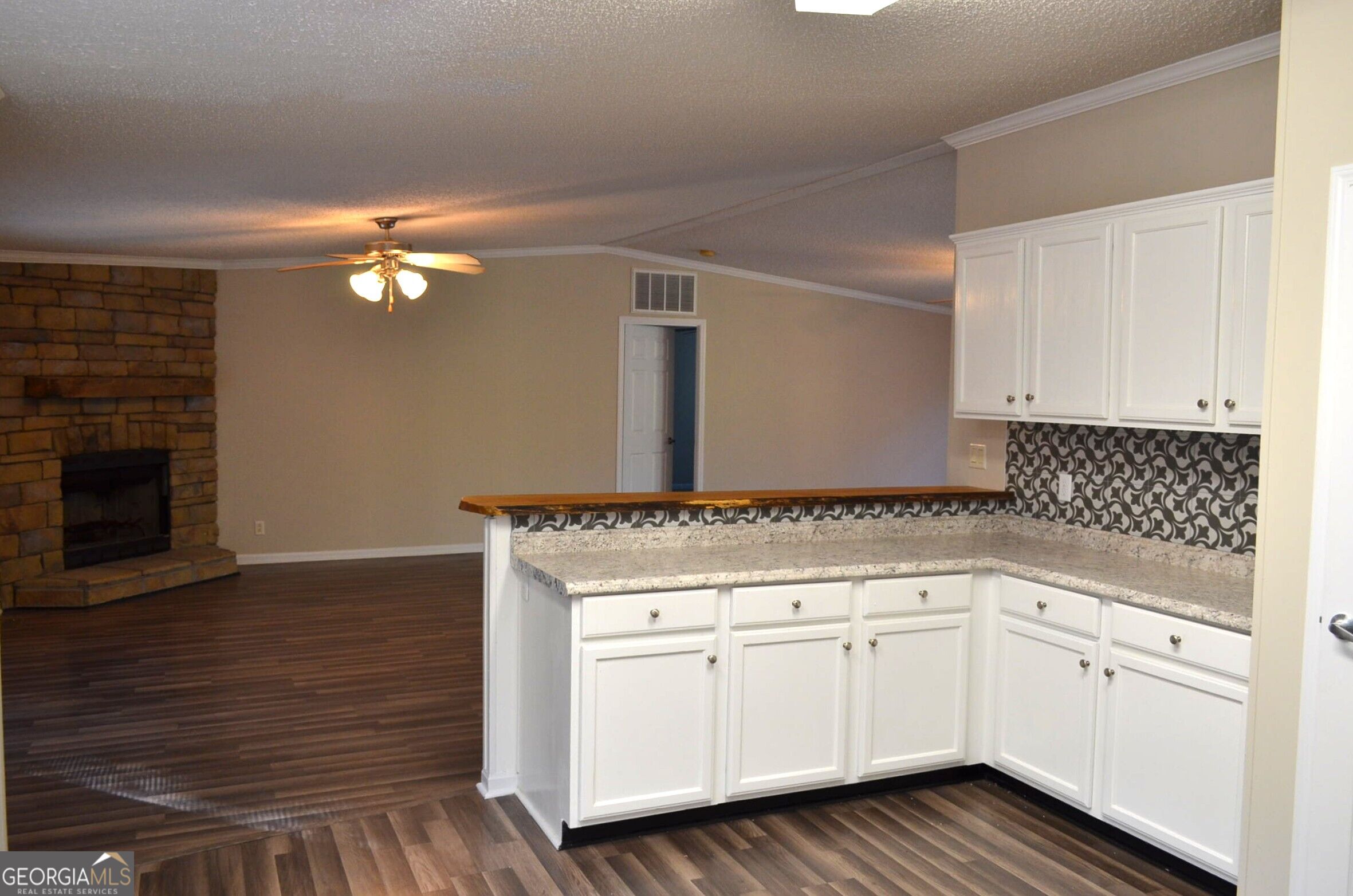 2354 Old Knoxville Road Knoxville GA 31050