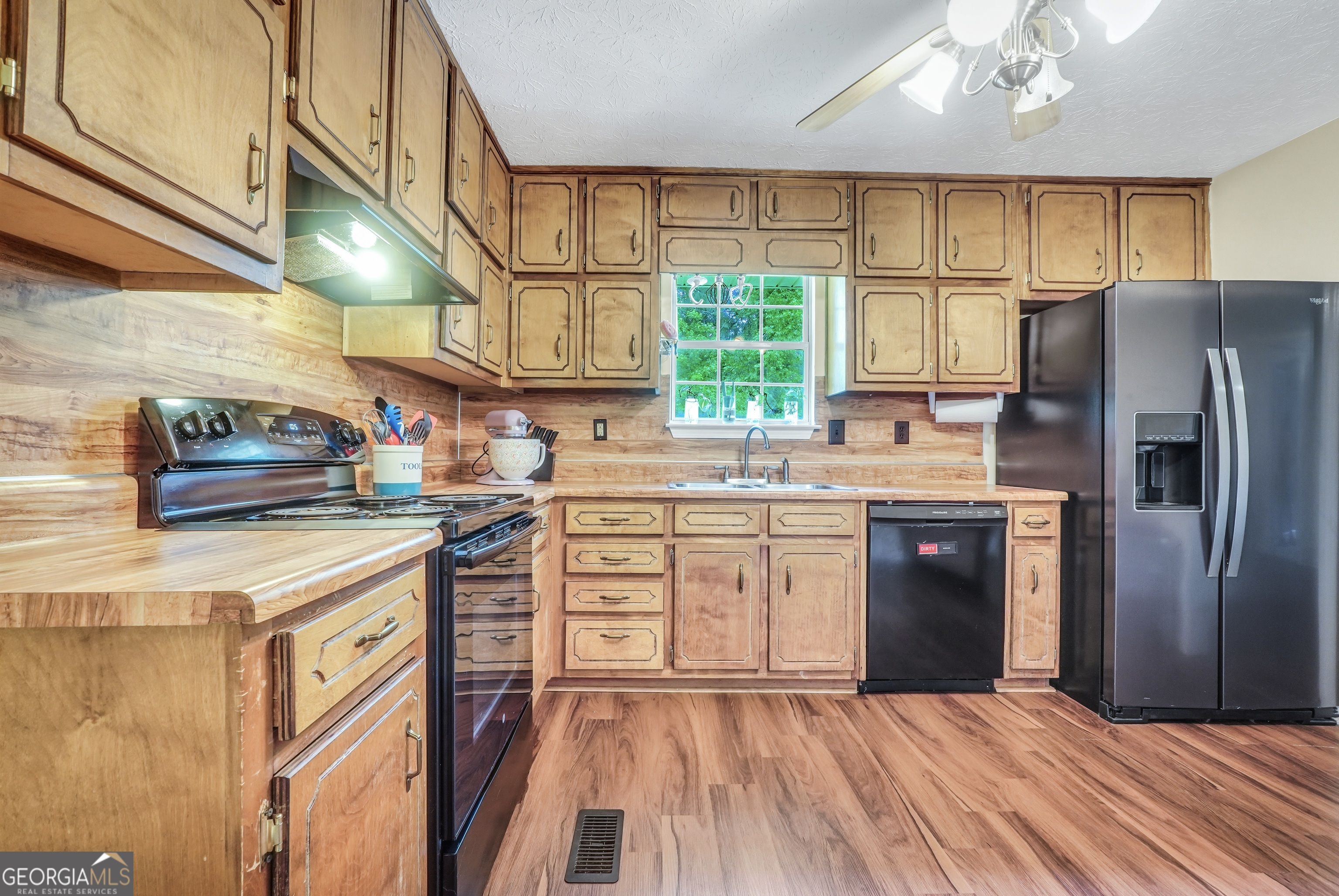 681 Locust Road Locust Grove GA 30248