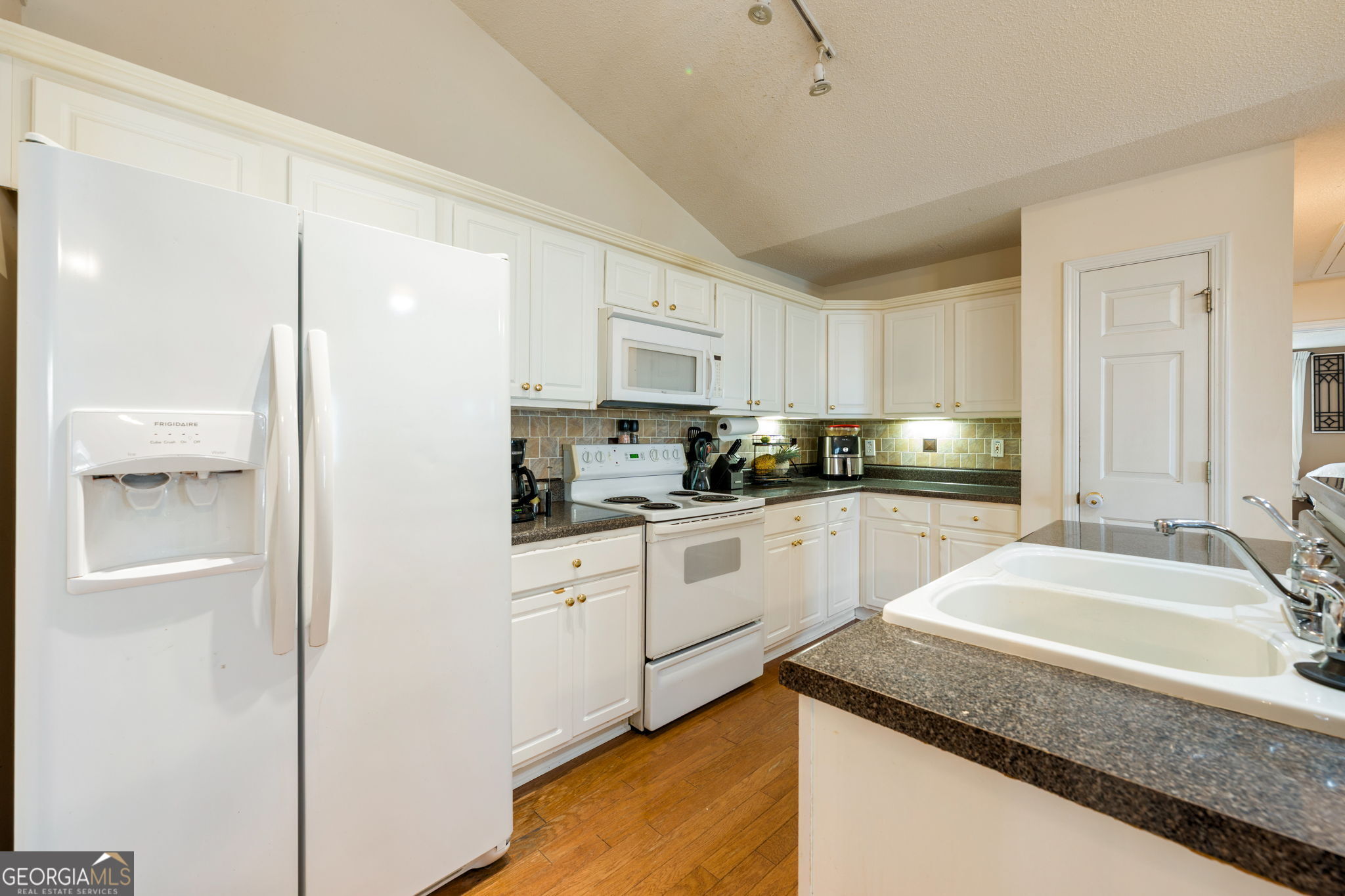 205 Courtyard Lane Newnan GA 30265