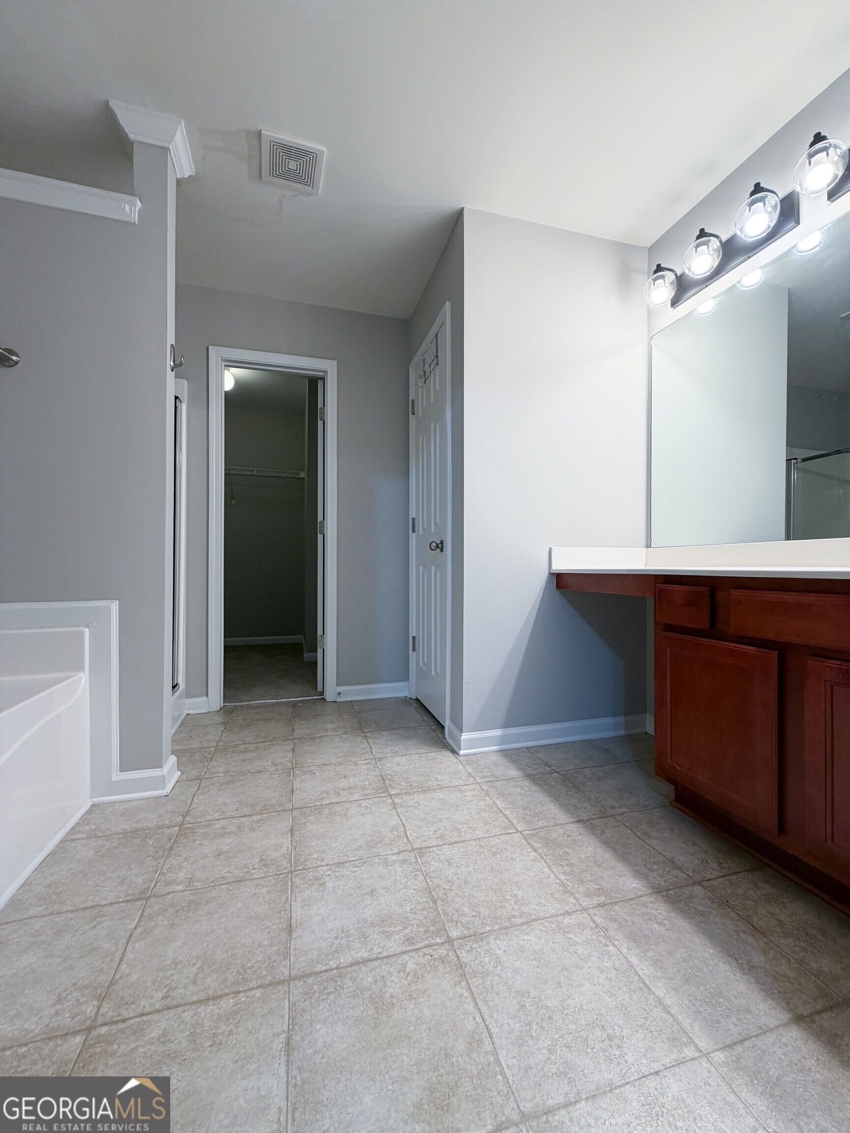 2077 Lakeshore Overlook Drive Kennesaw GA 30152