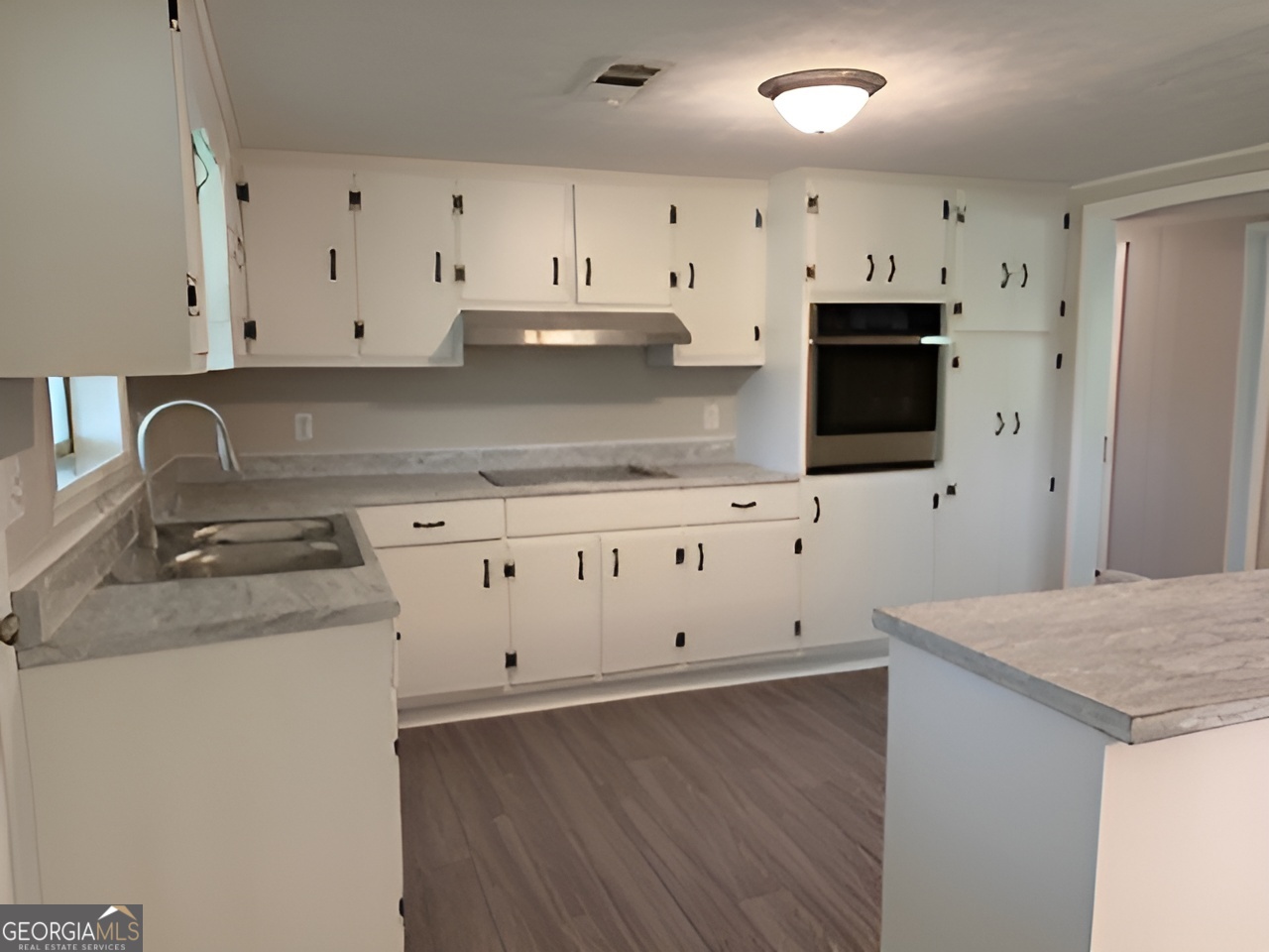 868 Mac Thompson Road Cochran GA 31014