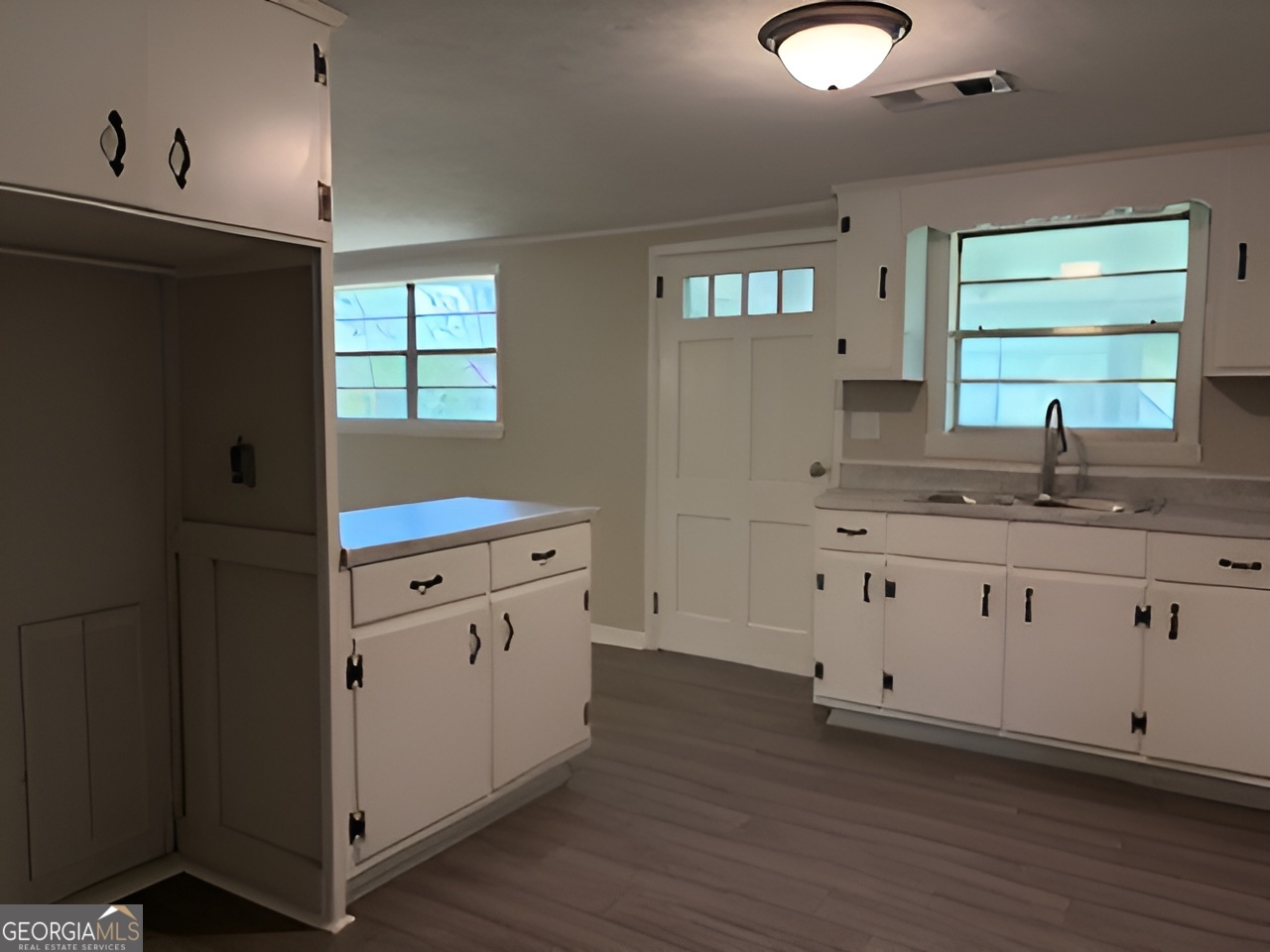868 Mac Thompson Road Cochran GA 31014