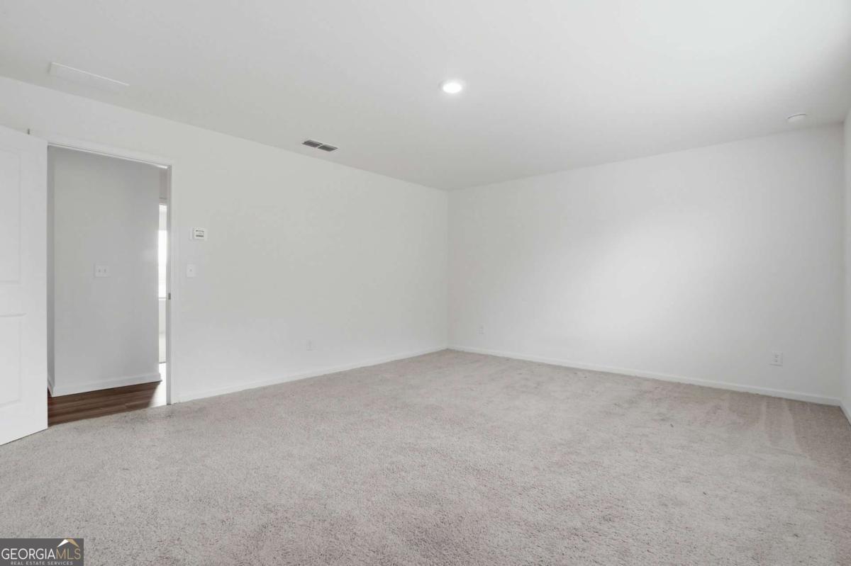 186 Pond Court Hoschton GA 30548