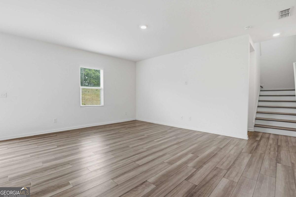186 Pond Court Hoschton GA 30548