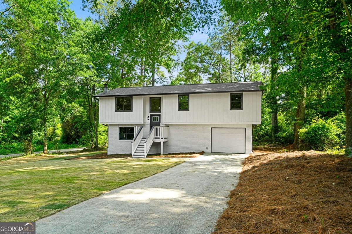 125 Woodbine Drive Carrollton GA 30117