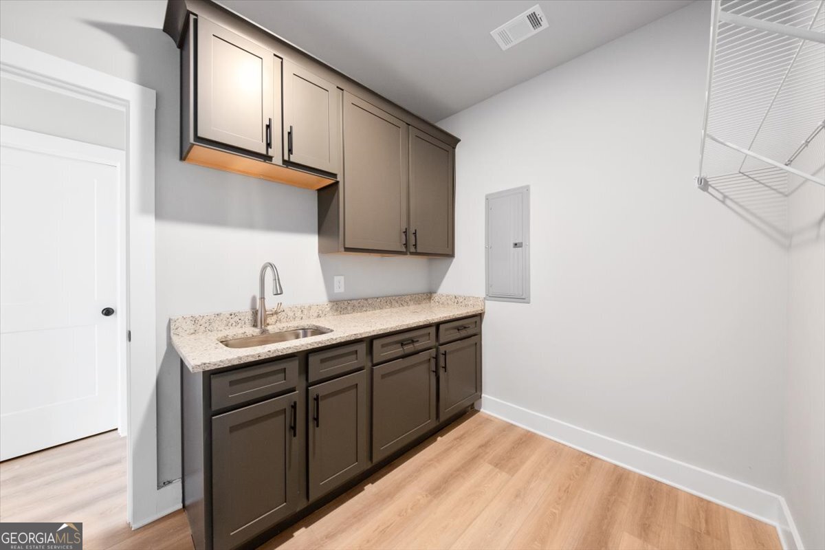 202 Railroad Street Gray GA 31032