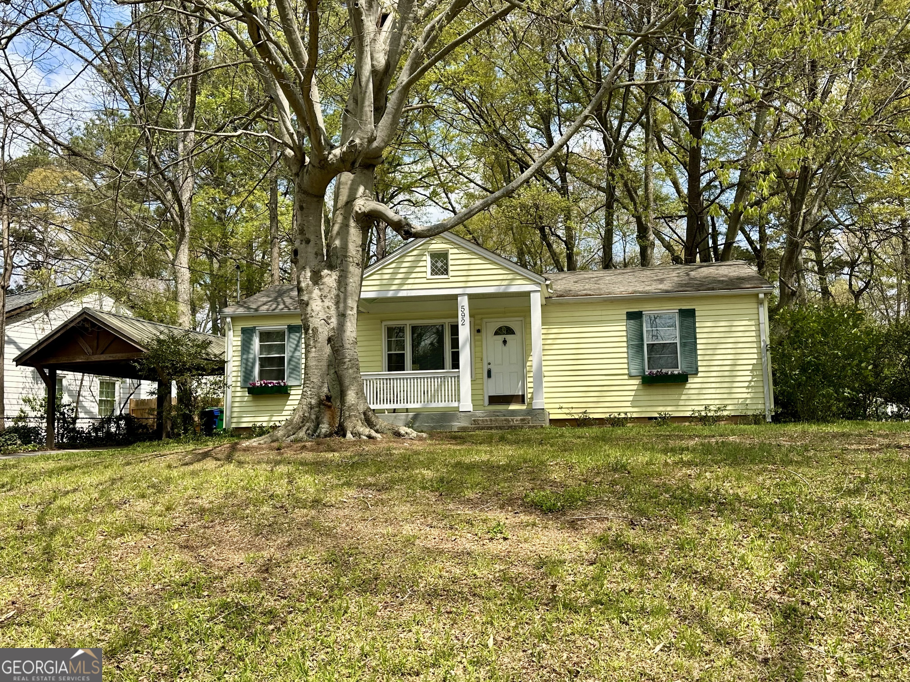 592 Scott Circle Decatur GA 30033