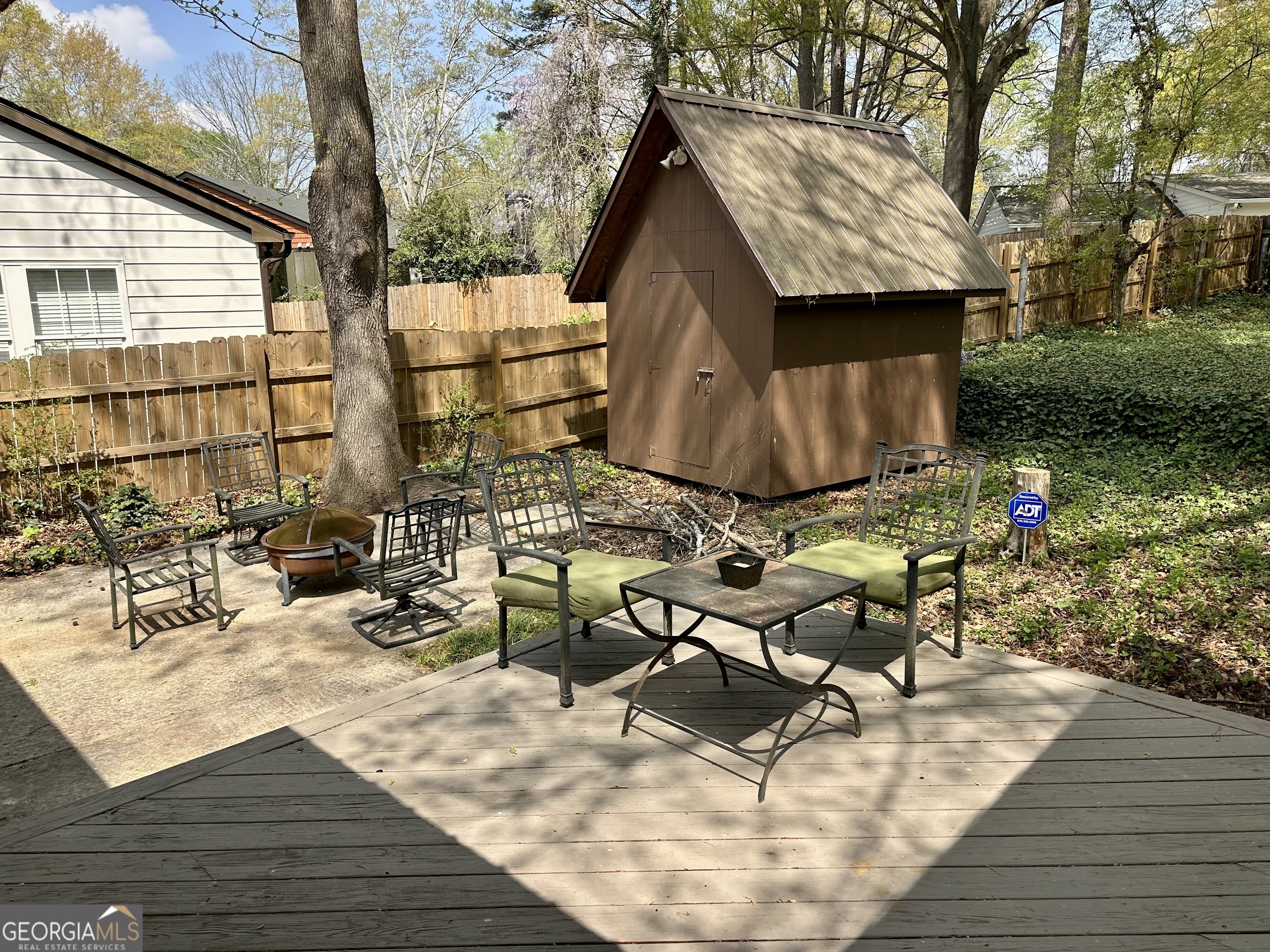 592 Scott Circle Decatur GA 30033