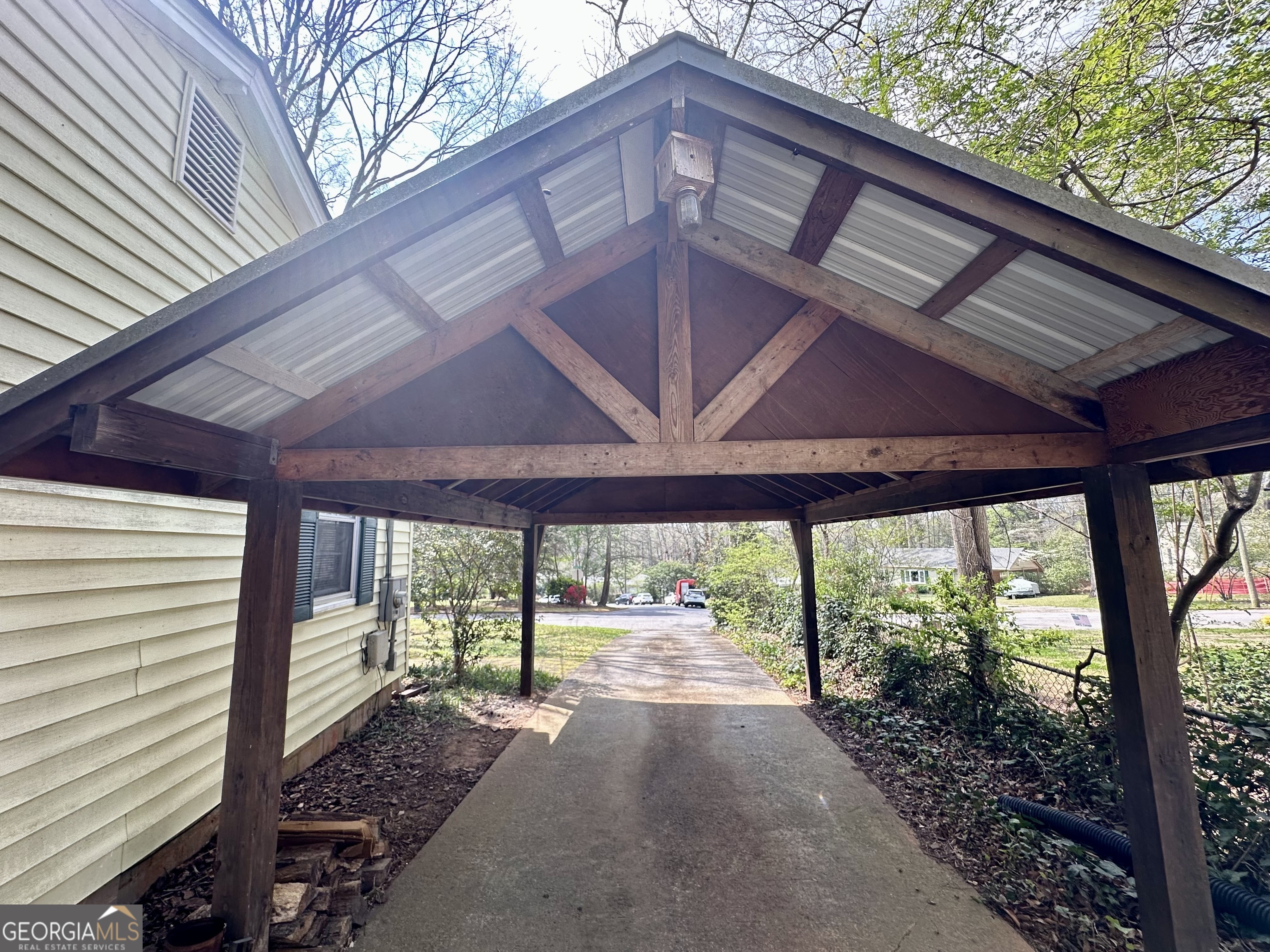 592 Scott Circle Decatur GA 30033