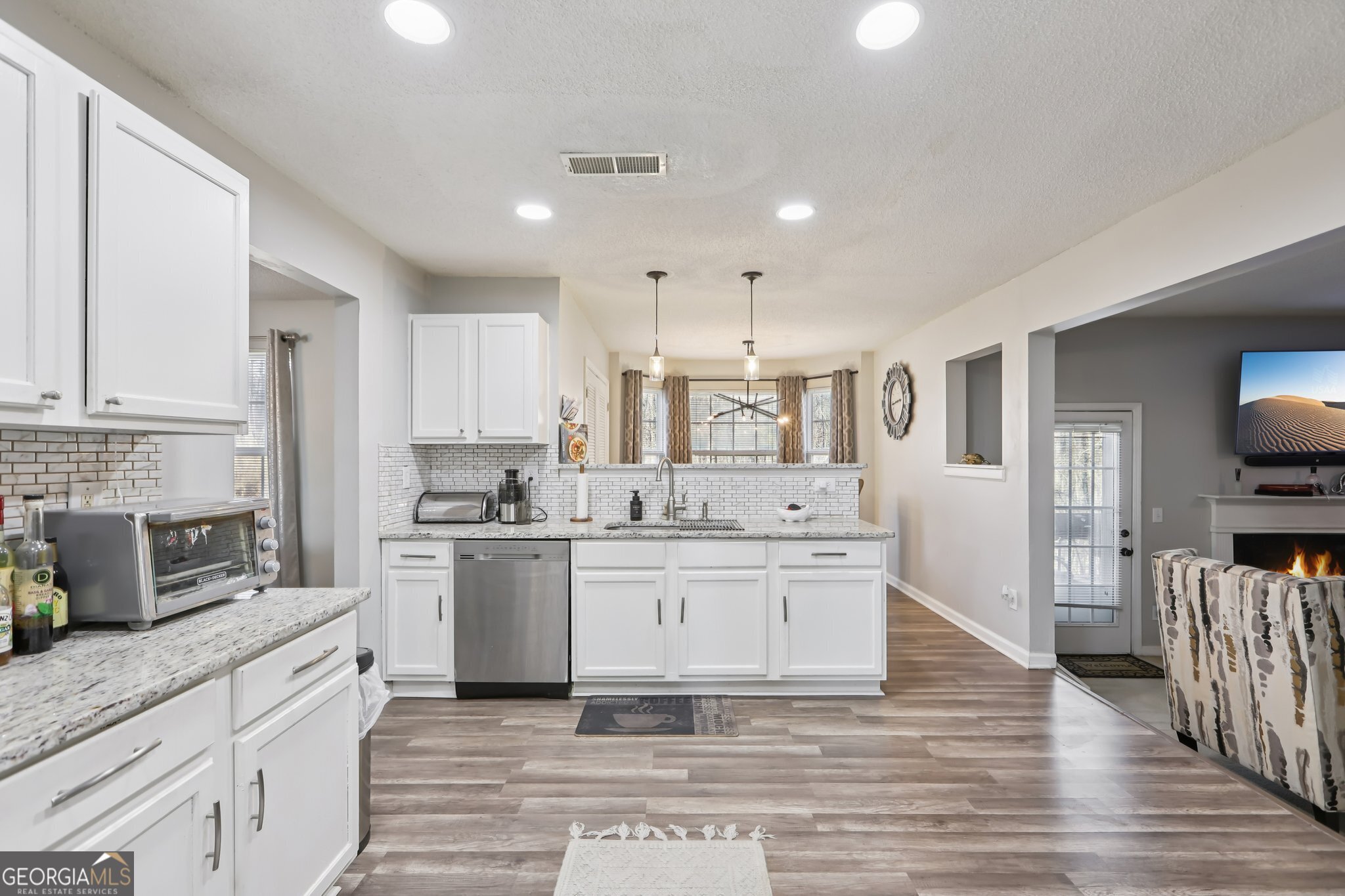 4084 S River Lane Ellenwood GA 30294