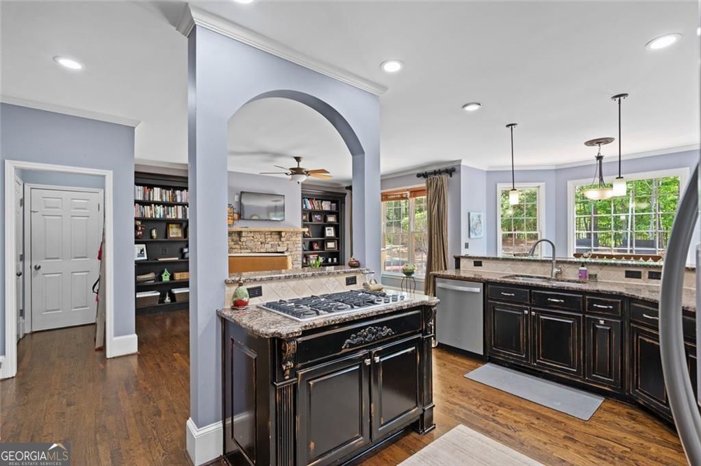 37 Creekside Court Acworth GA 30101