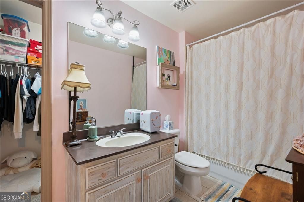37 Creekside Court Acworth GA 30101